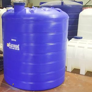 Karmod Kunststoff Wassertanks Produktion