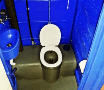 Пластмасова мобилна тоалетна (с тоалетна - септична яма)